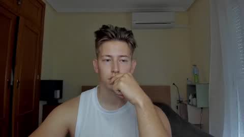 Oliver online show from February 27, 11:41 am