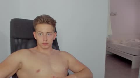 Oliver online show from October 7, 1:52 pm