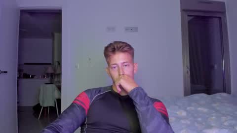 Oliver online show from December 15, 10:14 pm