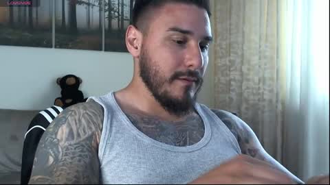 Snapshot of gymdominus chatting on May 12, 10:34 am gymdominus online show from May 12, 10:34 am