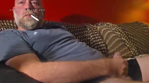 Snapshot of gymshoo chatting on October 29, 8:38 am Eli online show from October 29, 8:38 am