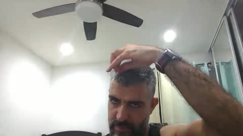 Snapshot of h0nest84 chatting on November 15, 7:32 pm h0nest84 online show from November 15, 7:32 pm