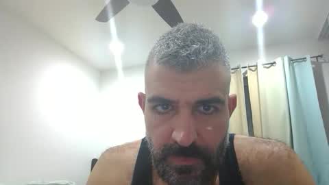 Snapshot of h0nest84 chatting on December 22, 1:13 am h0nest84 online show from December 22, 1:13 am