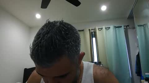 Snapshot of h0nest84 chatting on January 5, 11:30 pm h0nest84 online show from January 5, 11:30 pm