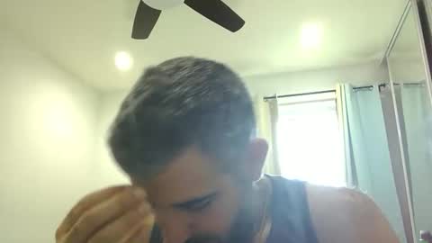 Snapshot of h0nest84 chatting on January 15, 6:22 pm h0nest84 online show from January 15, 6:22 pm