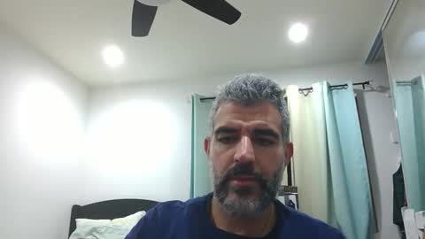 Snapshot of h0nest84 chatting on February 14, 7:38 am h0nest84 online show from February 14, 7:38 am