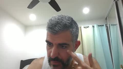 Snapshot of h0nest84 chatting on March 2, 4:14 am h0nest84 online show from March 2, 4:14 am