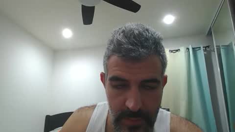 Snapshot of h0nest84 chatting on March 14, 5:13 am h0nest84 online show from March 14, 5:13 am