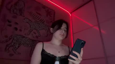 Snapshot of h3l9a_pataki chatting on May 21, 6:26 pm Helga online show from May 21, 6:26 pm