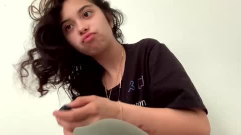 Snapshot of h3nnynlace chatting on March 9, 5:39 pm h3nnynlace online show from March 9, 5:39 pm