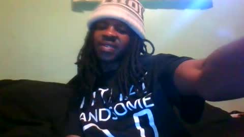 Snapshot of h3yc0usin chatting on October 24, 3:19 pm h3yc0usin online show from October 24, 3:19 pm