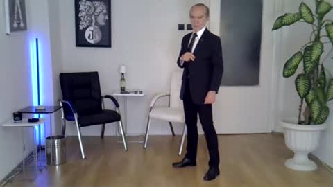 Snapshot of h_blackwood chatting on July 1, 6:51 pm H. Blackwood online show from July 1, 6:51 pm