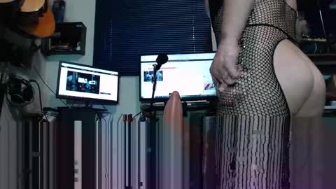 Snapshot of h_flex_cam chatting on April 14, 1:06 pm Flex Cam online show from April 14, 1:06 pm