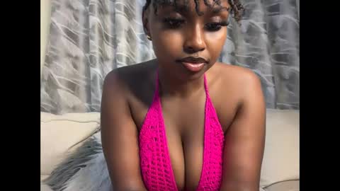 Snapshot of h_o_t_goddess chatting on November 5, 3:50 am h_o_t_goddess online show from November 5, 3:50 am