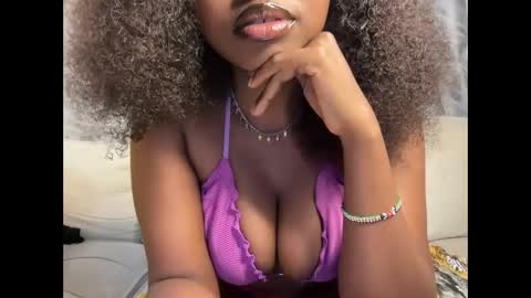 h_o_t_goddess online show from March 6, 6:32 am