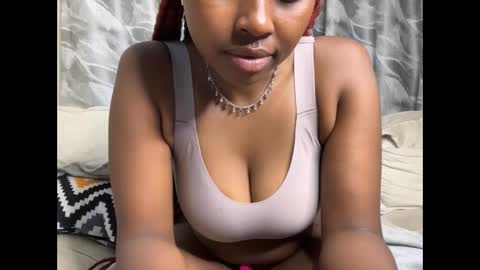 h_o_t_goddess online show from April 3, 5:49 am