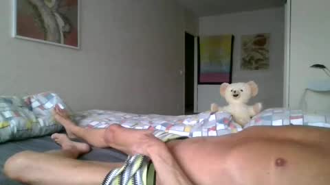 Snapshot of haarlemseboy chatting on January 19, 2:17 pm Rob online show from January 19, 2:17 pm