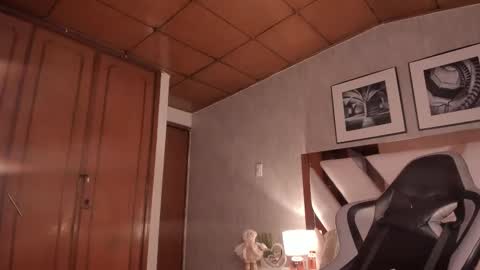 haathorx online show from December 13, 9:53 pm