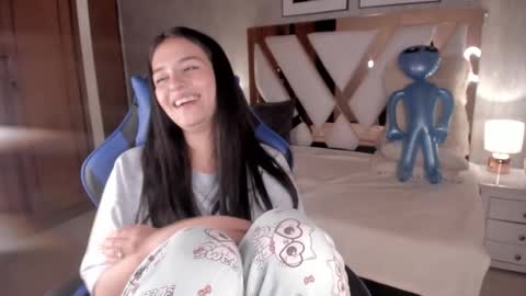 haathorx online show from February 9, 6:39 am