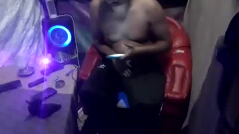 Snapshot of hackerbtc11 chatting on October 9, 2:42 am hackerbtc11 online show from October 9, 2:42 am