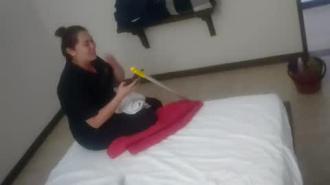 Snapshot of hackerbtc11 chatting on January 14, 6:24 pm hackerbtc11 online show from January 14, 6:24 pm