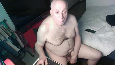 hacknoob62 online show from October 14, 5:58 pm