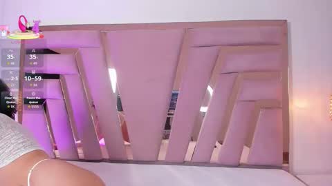 Snapshot of hadakiss chatting on December 5, 5:05 am Hada online show from December 5, 5:05 am