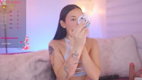 Snapshot of hade_collinss chatting on July 8, 12:42 pm Hade online show from July 8, 12:42 pm