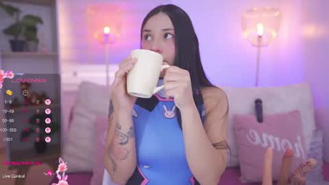 Snapshot of hade_collinss chatting on July 24, 1:20 pm Hade online show from July 24, 1:20 pm