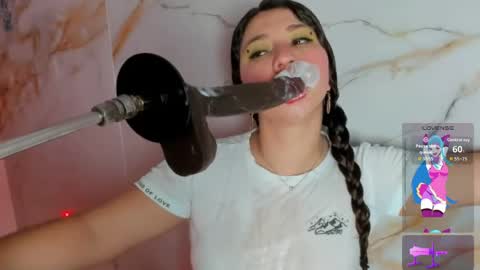 Snapshot of hade_cute2 chatting on April 21, 3:17 pm hade_cute2 online show from April 21, 3:17 pm