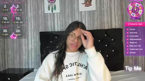 Snapshot of hailey_johnsonn chatting on September 18, 1:02 pm hailey_johnsonn online show from September 18, 1:02 pm