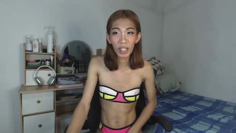hailey_sweetcum77 online show from February 24, 10:57 am