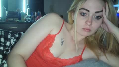 Snapshot of haileyakuma69 chatting on March 9, 1:35 am Hailey and d online show from March 9, 1:35 am