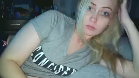 Snapshot of haileyakuma69 chatting on November 1, 4:58 am Hailey and d online show from November 1, 4:58 am