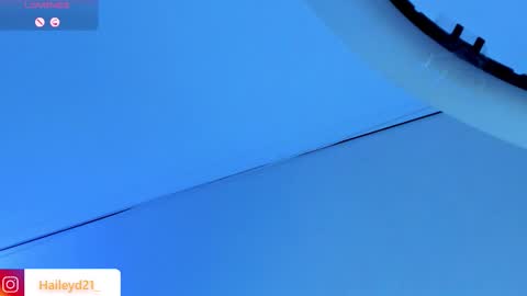 Hailey online show from February 3, 2:53 am