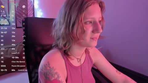 Hailey online show from December 4, 8:12 am