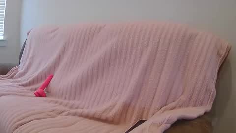 haileymae online show from April 3, 5:11 pm