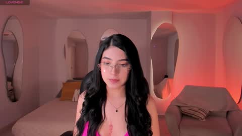 Hailey online show from February 20, 12:05 pm