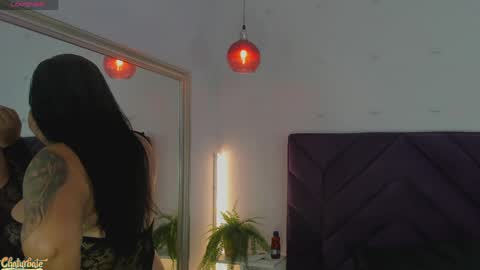 Snapshot of haileystonei chatting on May 28, 11:51 am haileystonei online show from May 28, 11:51 am