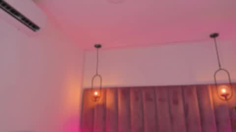 Snapshot of haily_b chatting on February 21, 9:05 pm Haily online show from February 21, 9:05 pm