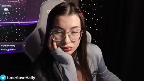 Snapshot of haily_heavenly chatting on February 6, 11:35 am HailyHeavenly online show from February 6, 11:35 am