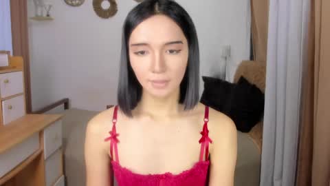 Snapshot of hailyourqueenofsatisfaction chatting on May 10, 9:25 am Haily online show from May 10, 9:25 am