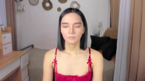 Snapshot of hailyourqueenofsatisfaction chatting on May 12, 8:22 am Haily online show from May 12, 8:22 am