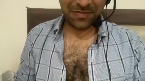 Snapshot of hairy_alpha chatting on July 3, 5:52 pm hairy_alpha online show from July 3, 5:52 pm