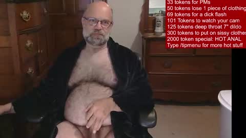 Snapshot of hairydaddybear69 chatting on June 19, 11:03 am HairyDaddyBear69 online show from June 19, 11:03 am