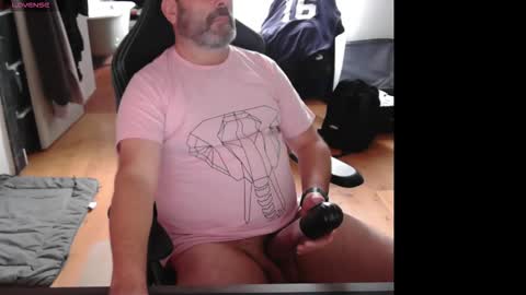 hairyfred73 online show from October 3, 12:13 pm