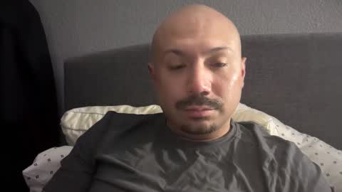 Snapshot of hairyman30000 chatting on February 21, 1:44 am hairyman30000 online show from February 21, 1:44 am