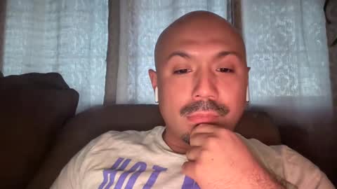 Snapshot of hairyman30000 chatting on March 1, 1:53 am hairyman30000 online show from March 1, 1:53 am