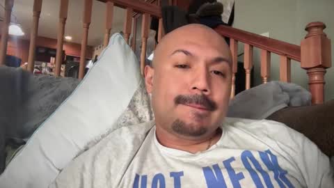 Snapshot of hairyman30000 chatting on March 1, 6:11 pm hairyman30000 online show from March 1, 6:11 pm