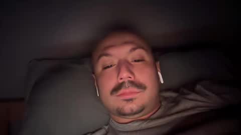 Snapshot of hairyman30000 chatting on March 3, 4:47 am hairyman30000 online show from March 3, 4:47 am